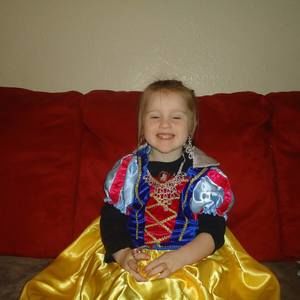 Meet your Posher, Auria